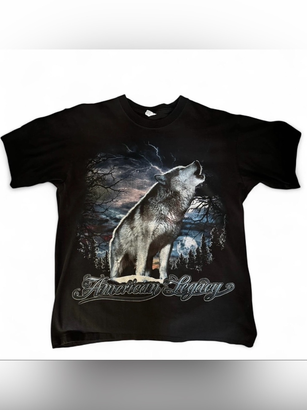 Vintage 90’s American Legacy ‘Wolf Howling At The Moon’ Graphic T-Shirt